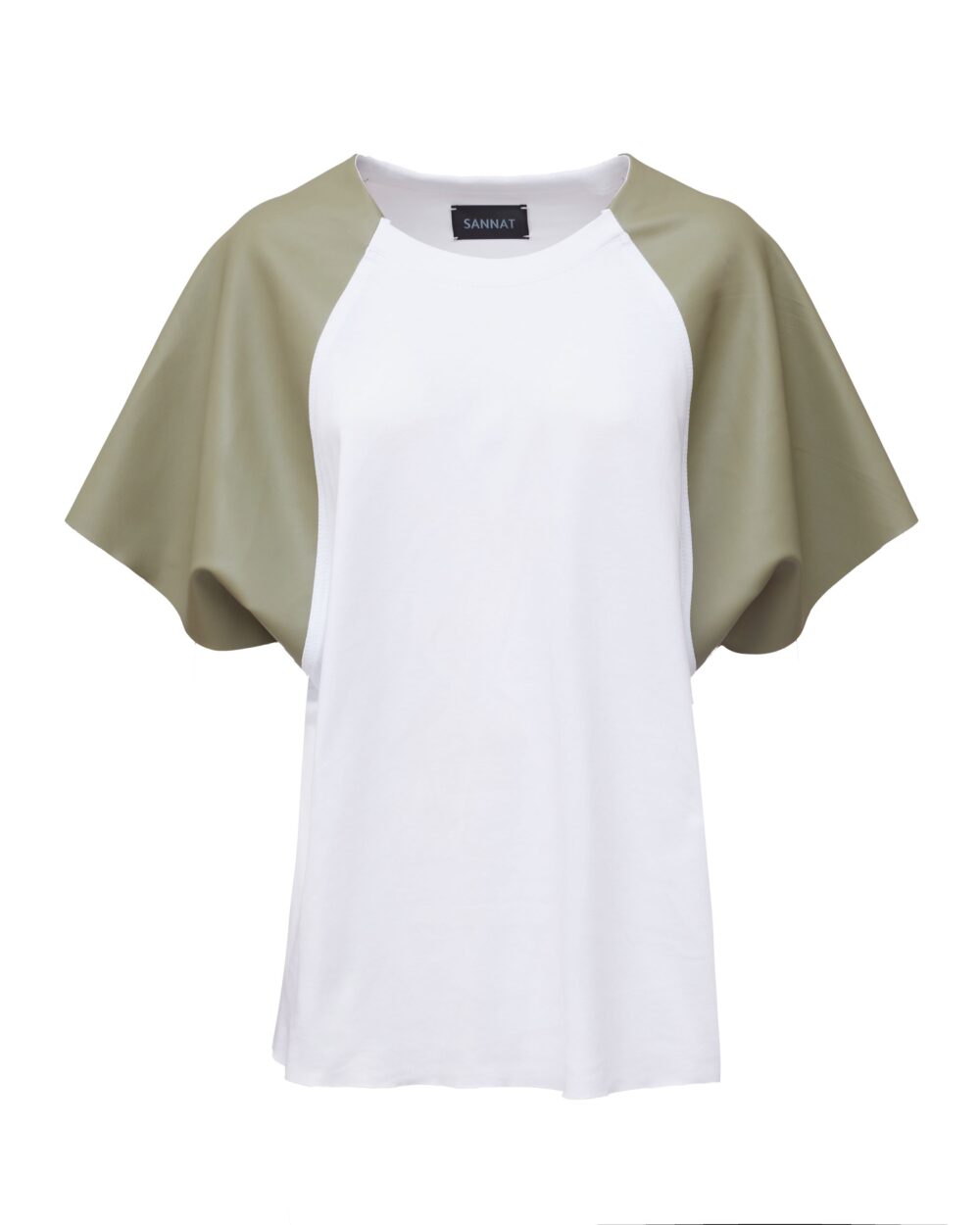 T-SHIRT WITH RAGLAN SLEEVES