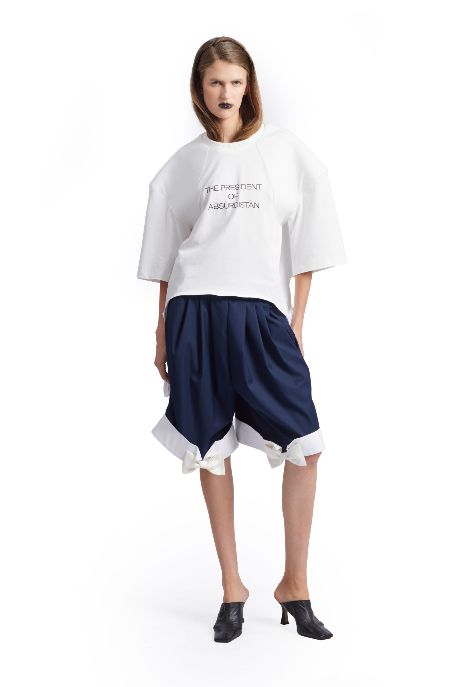 `Baronessa` SHORTS