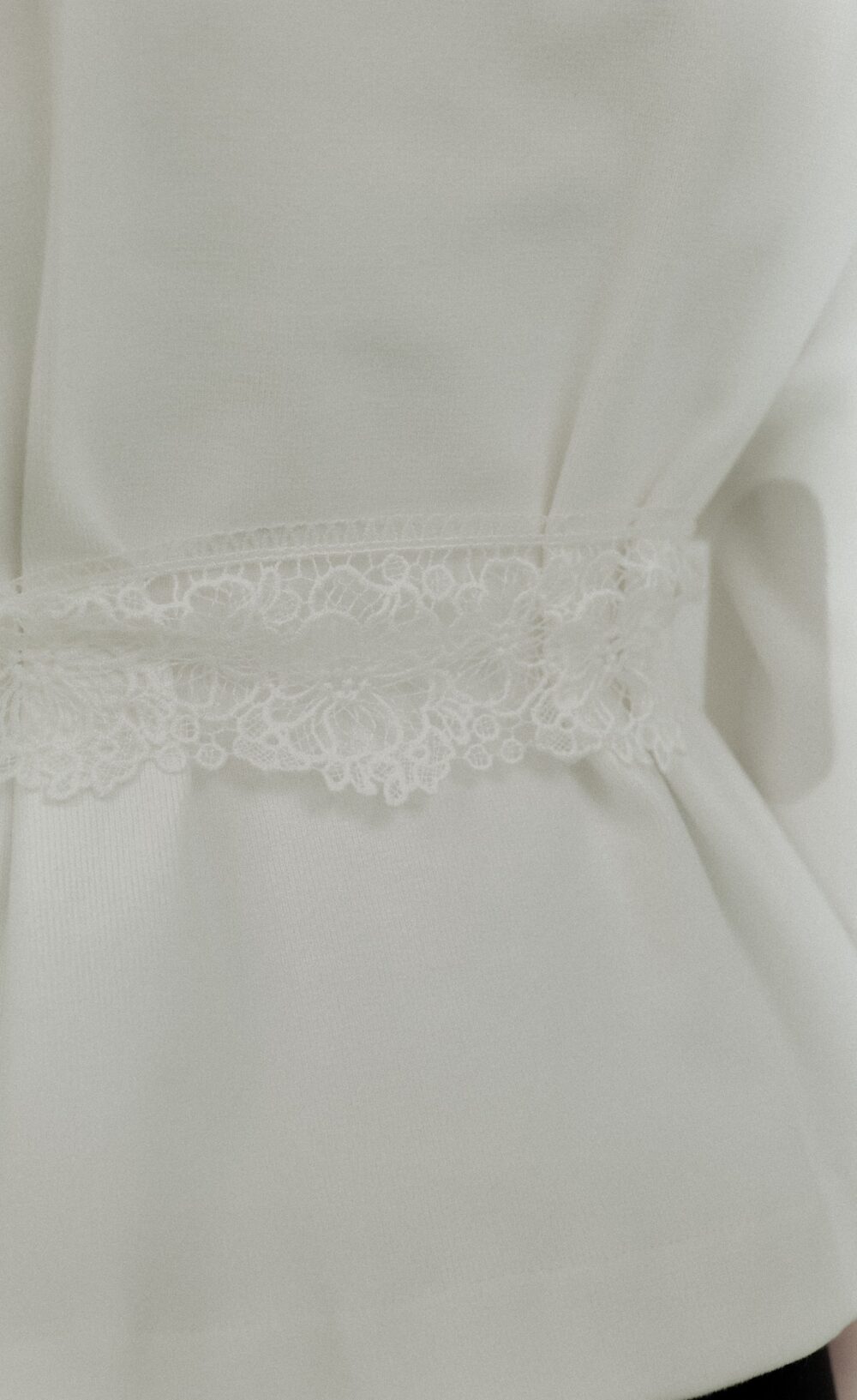 LACE T-SHIRT